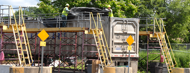 Image of the tranfer trailer tarping station at Parsippany transfer station